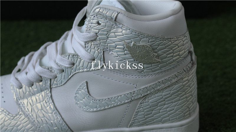 Air Jordan 1 Retro High GS Frost White